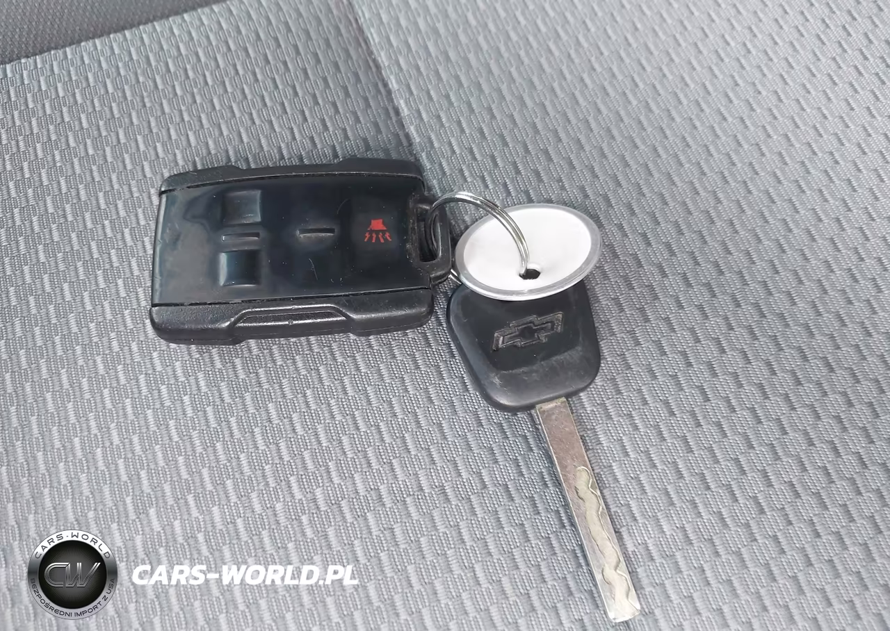 2018 Chevrolet Silverado 1500 Wt VIN:3GCUKNEHXJG138326 - 11