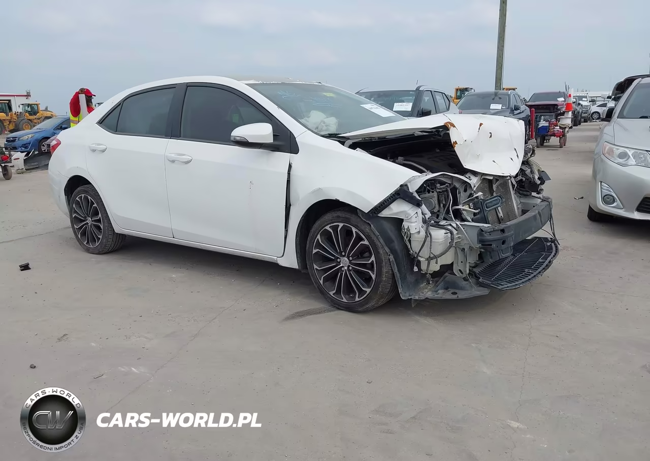 2015 Toyota Corolla S Plus