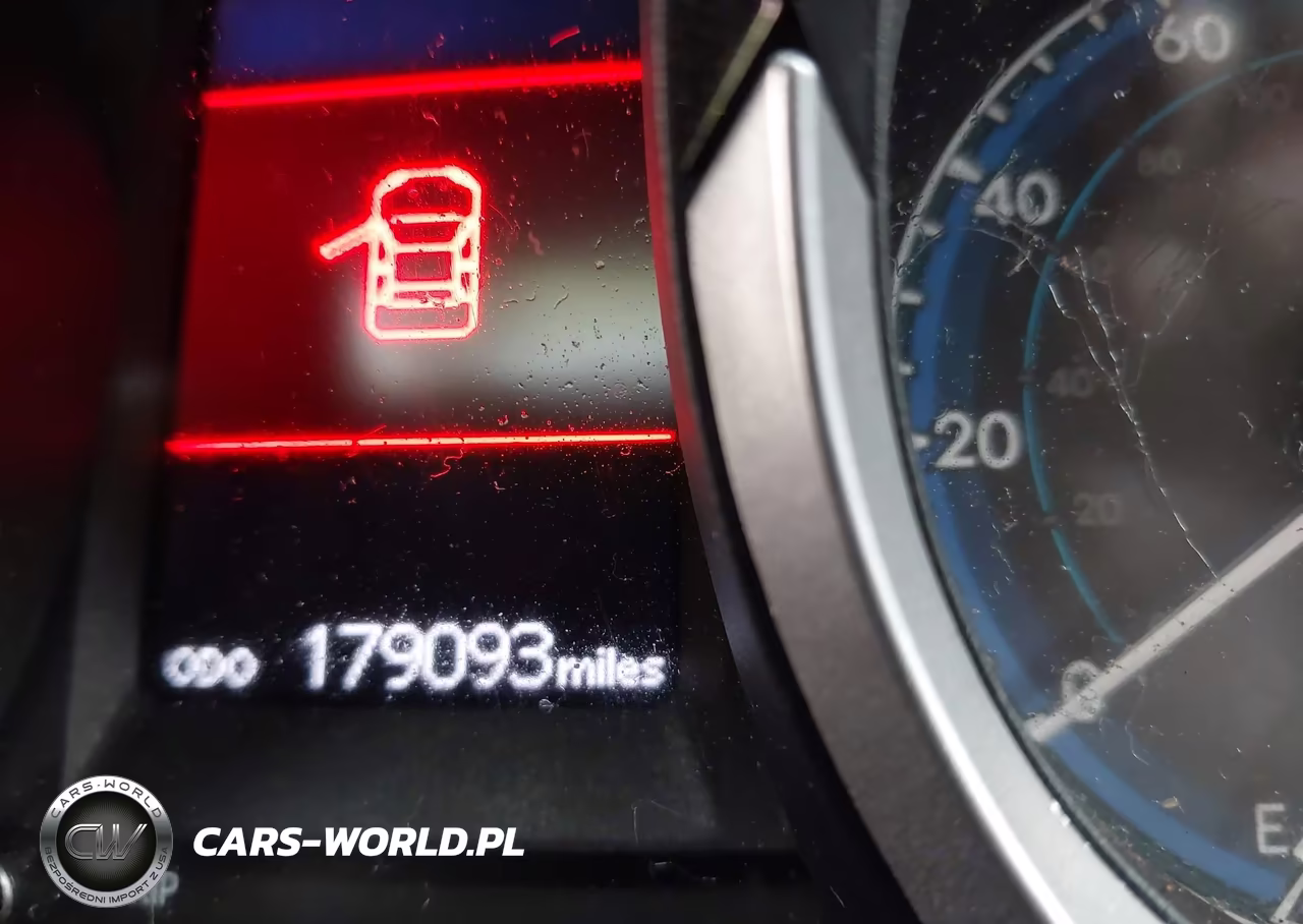 2015 Toyota Corolla S Plus VIN:5YFBURHE6FP281155 - 7