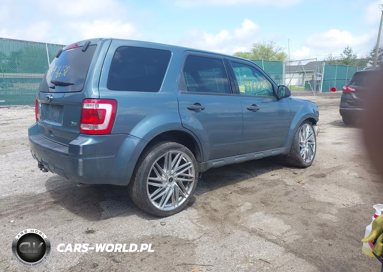 2012 Ford Escape Xlt VIN:1FMCU9DG2CKC77167 - 4