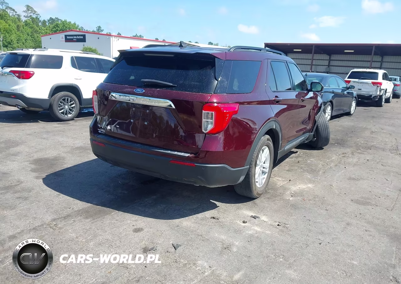 2022 Ford Explorer Xlt VIN:1FMSK7DH0NGA47440 - 4