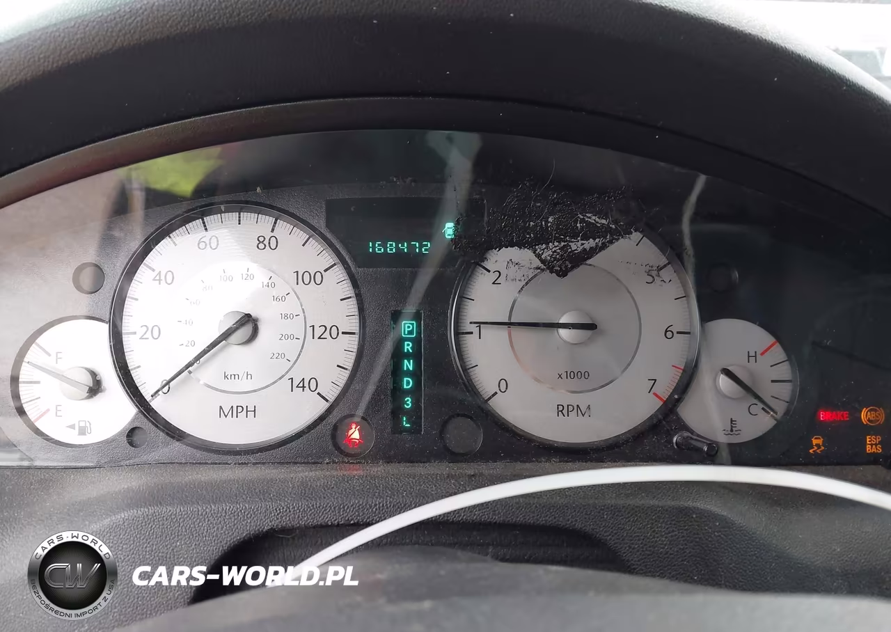 2010 Chrysler 300 Touring-Signature Series-Executive Series VIN:2C3CA5CV2AH326656 - 7
