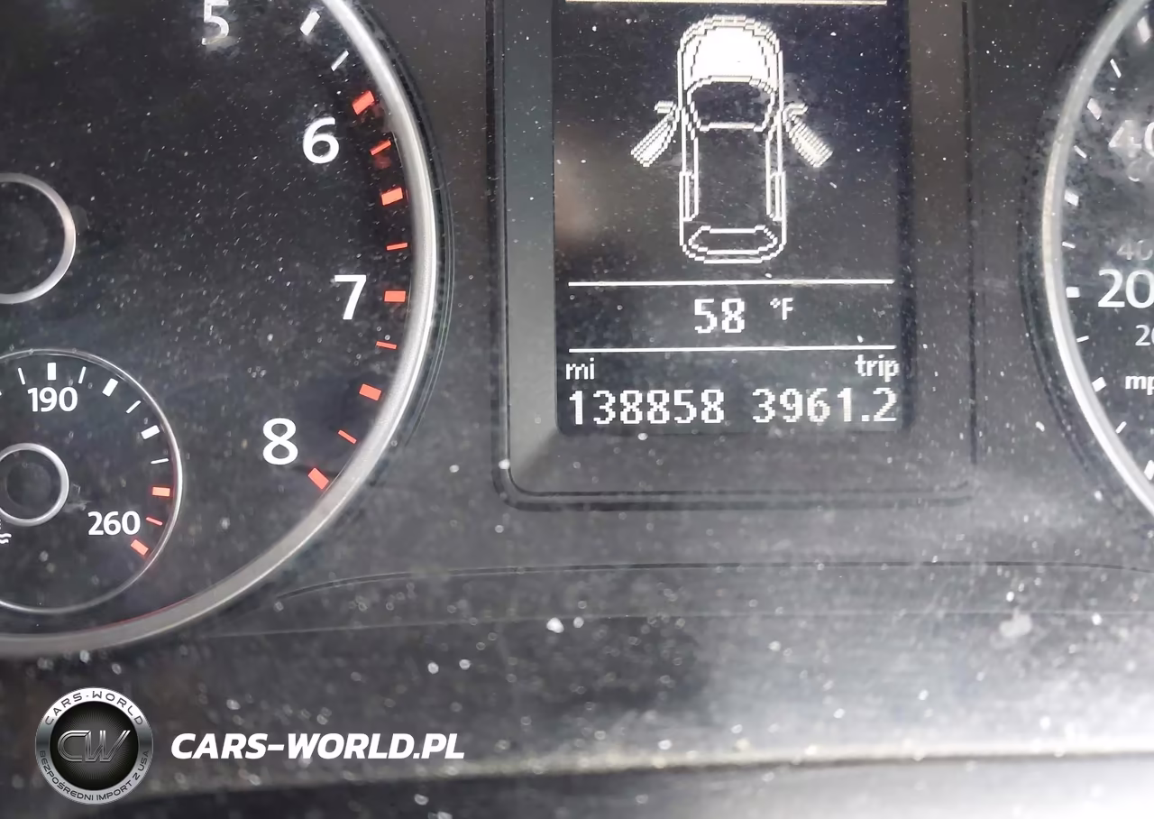 2017 Volkswagen Tiguan 2.0T-2.0T S VIN:WVGBV7AX2HK046617 - 15
