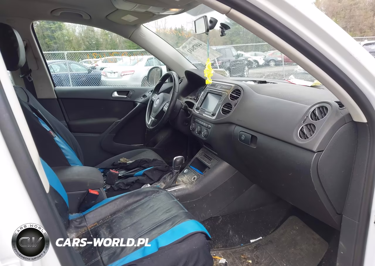 2017 Volkswagen Tiguan 2.0T-2.0T S VIN:WVGBV7AX2HK046617 - 5