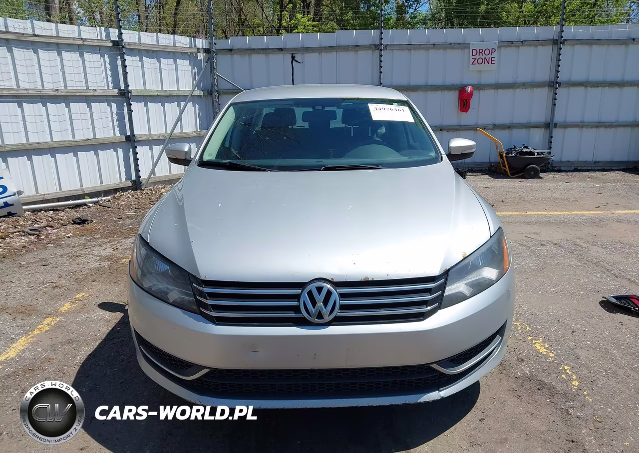 2014 Volkswagen Passat 2.5L S VIN:1VWAH7A37EC004905 - 12