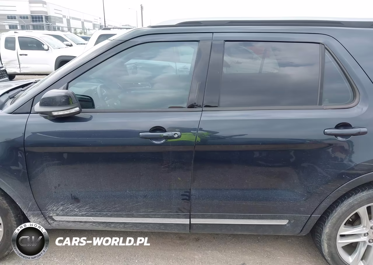 2017 Ford Explorer Xlt VIN:1FM5K7D84HGC19941 - 14