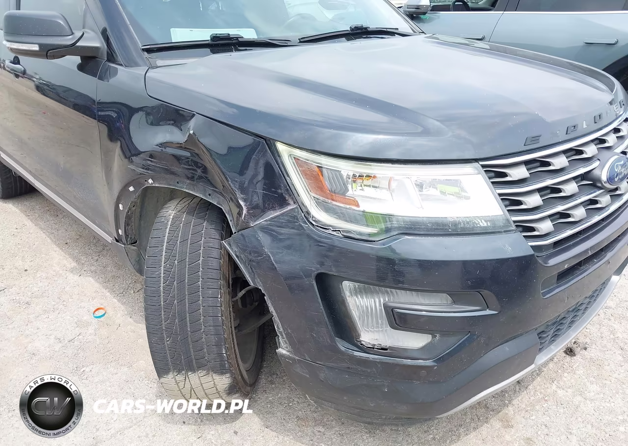 2017 Ford Explorer Xlt VIN:1FM5K7D84HGC19941 - 6