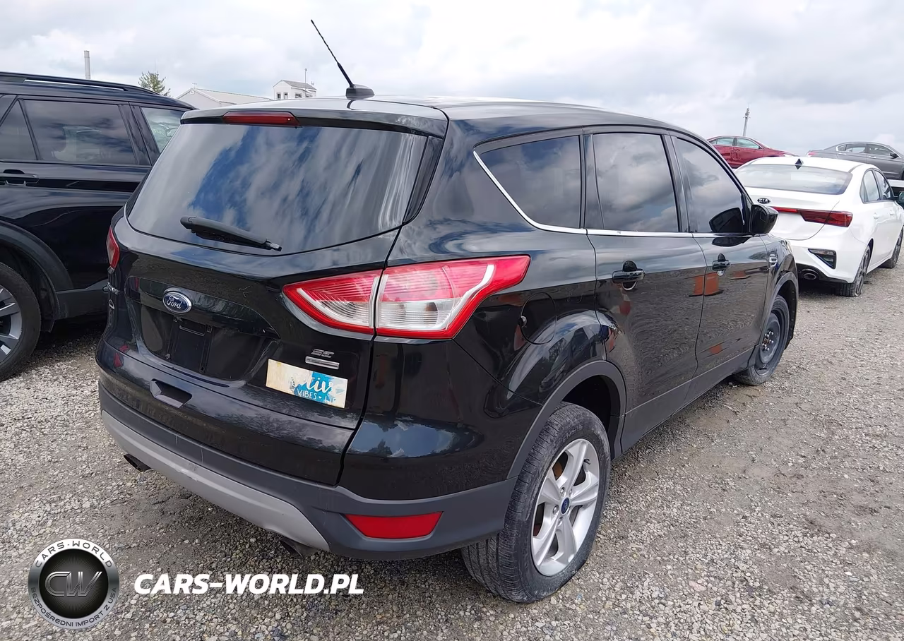 2015 Ford Escape Se VIN:1FMCU9GX0FUA46210 - 4