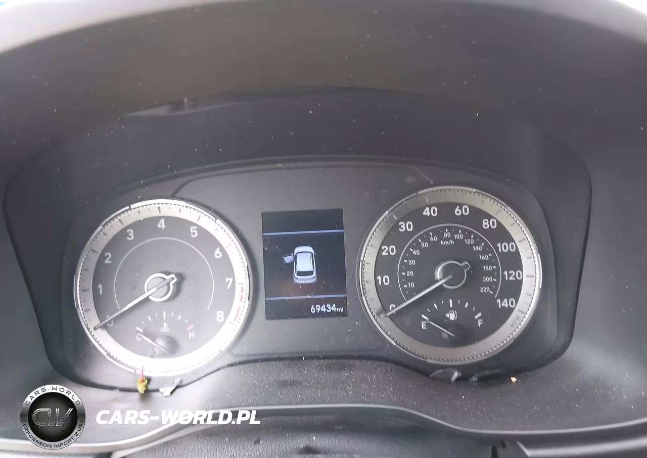 2021 Hyundai Venue Sel VIN:KMHRC8A3XMU082402 - 7