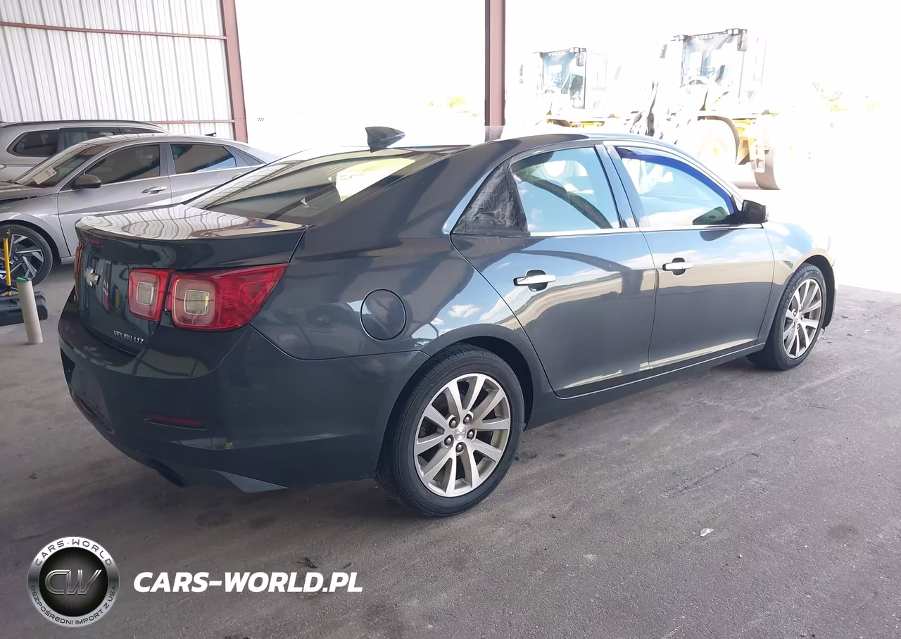 2015 Chevrolet Malibu 1Lz VIN:1G11F5SL1FF204831 - 4