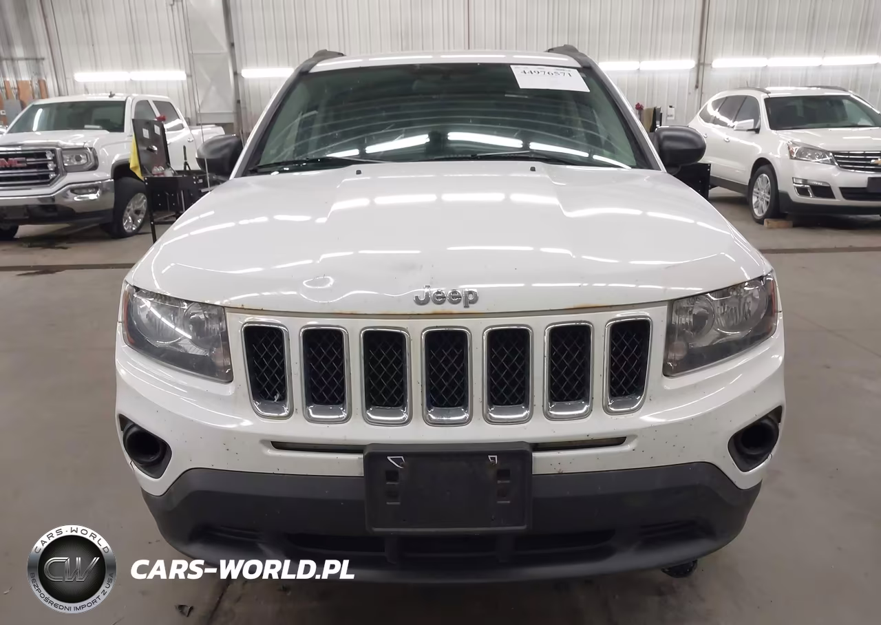 2015 Jeep Compass Sport VIN:1C4NJCBA5FD131193 - 13