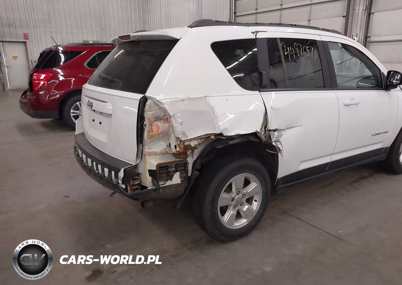 2015 Jeep Compass Sport VIN:1C4NJCBA5FD131193 - 6