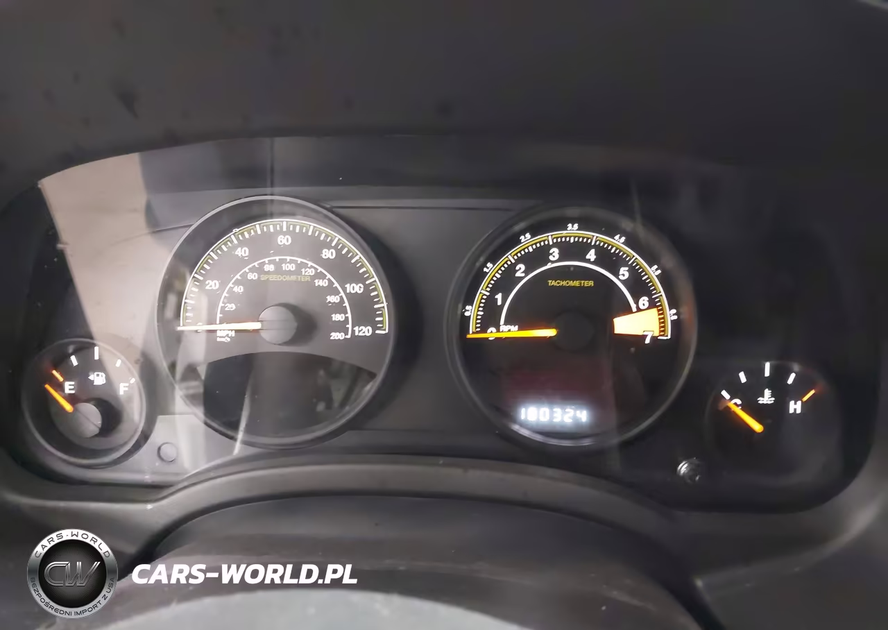 2015 Jeep Compass Sport VIN:1C4NJCBA5FD131193 - 7
