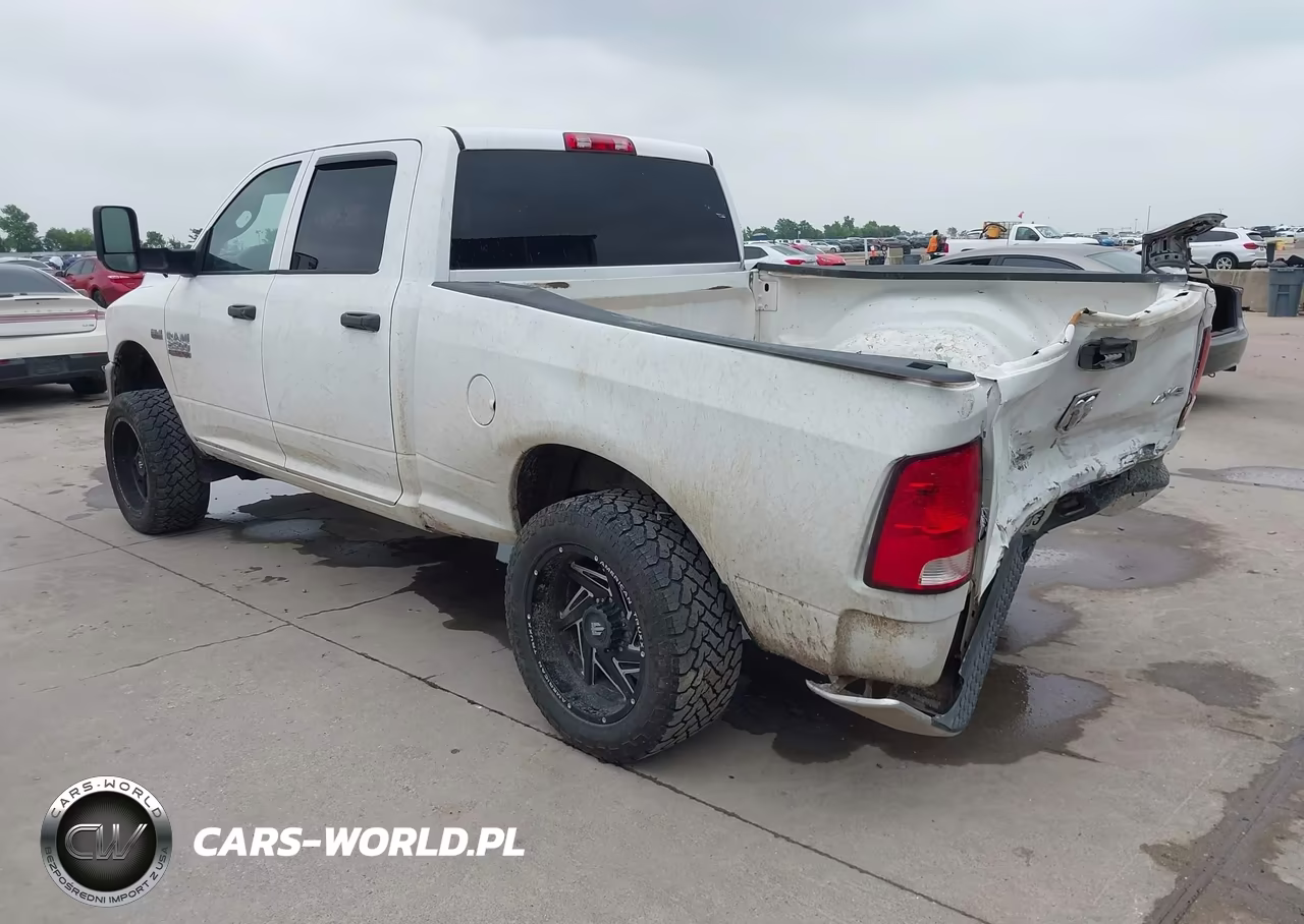2015 Ram 2500 Tradesman VIN:3C6UR5CJ8FG529359 - 3