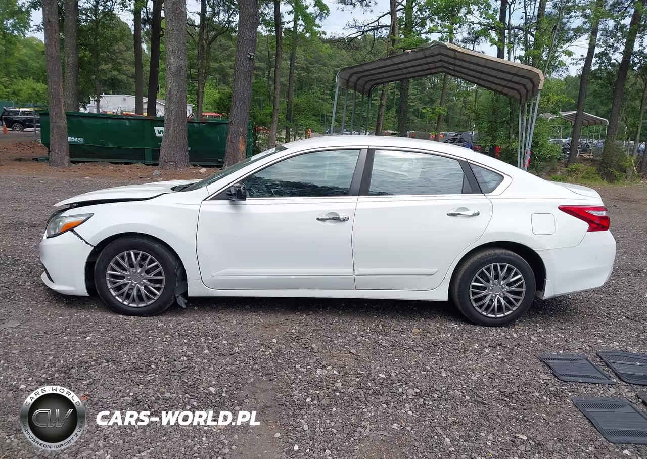 2017 Nissan Altima 2.5 S VIN:1N4AL3AP2HC132654 - 15