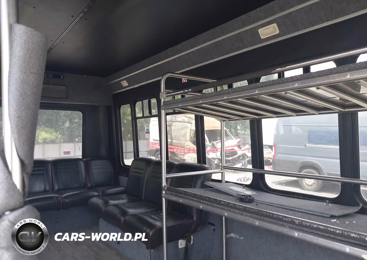 2016 Ford E-350 Cutaway VIN:1FDEE3FL2GDC07031 - 6