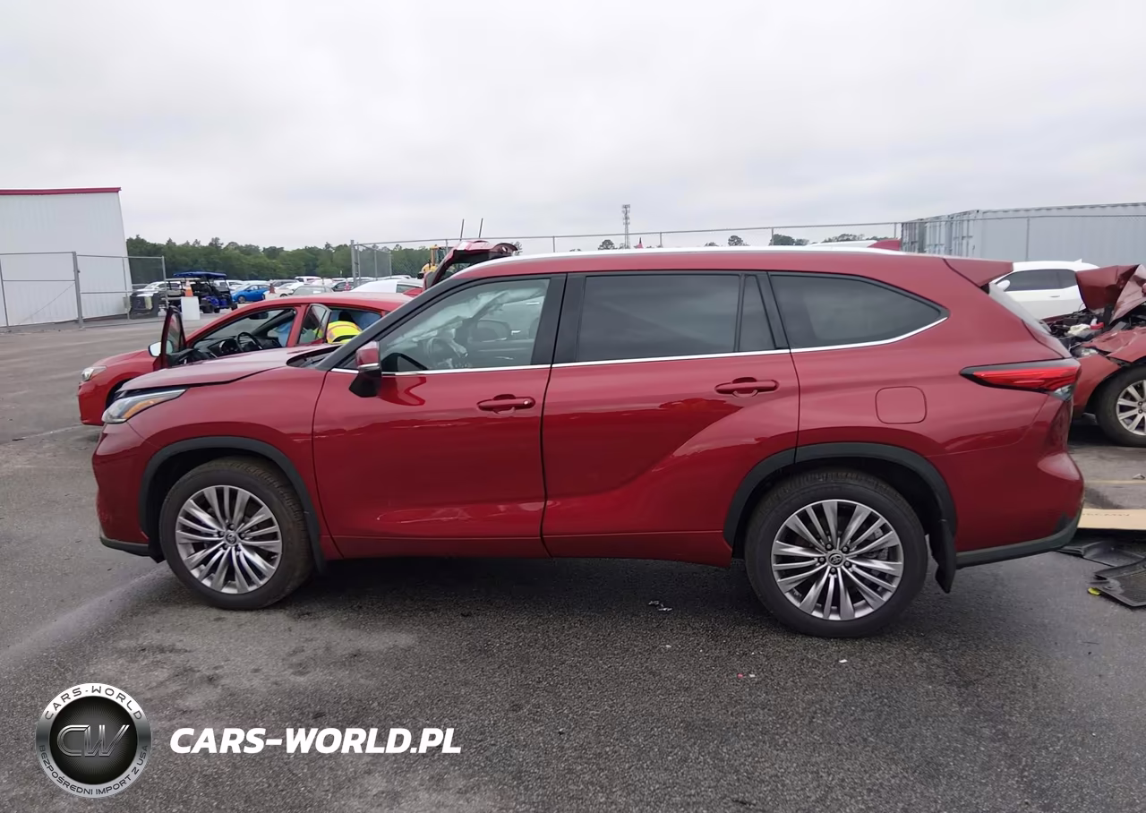 2022 Toyota Highlander Platinum VIN:5TDFZRBH0NS196064 - 14