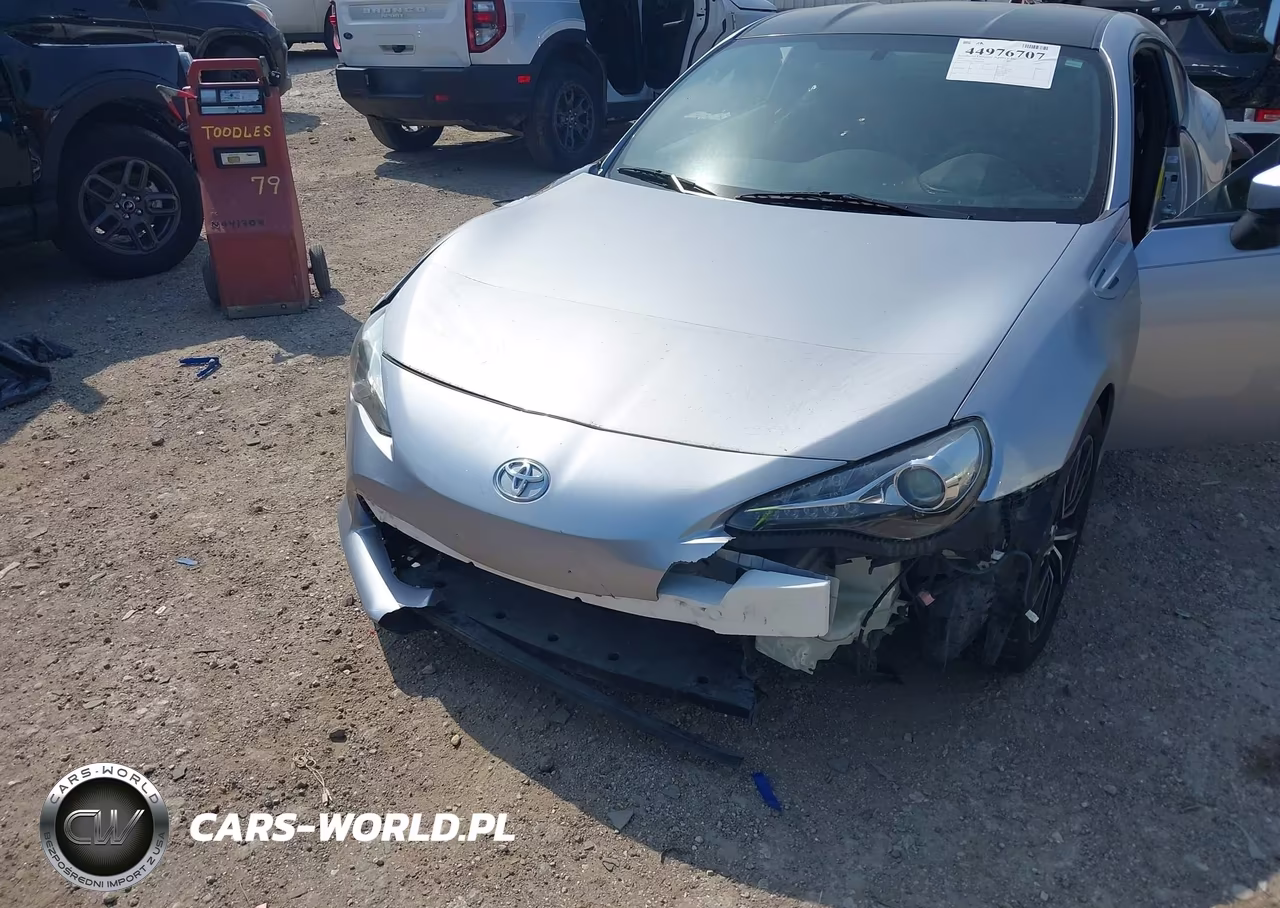 2017 Toyota 86 VIN:JF1ZNAA13H8709336 - 18