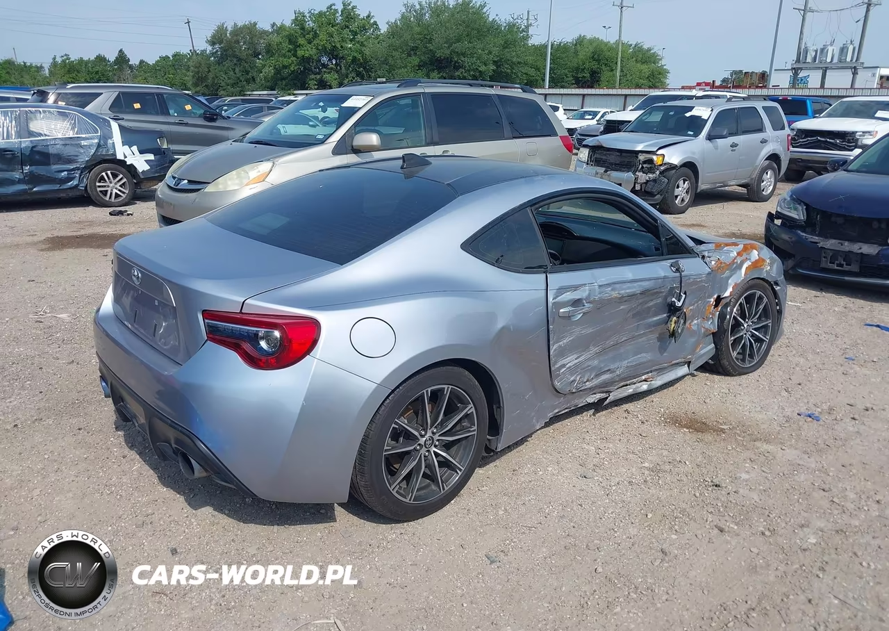 2017 Toyota 86 VIN:JF1ZNAA13H8709336 - 4