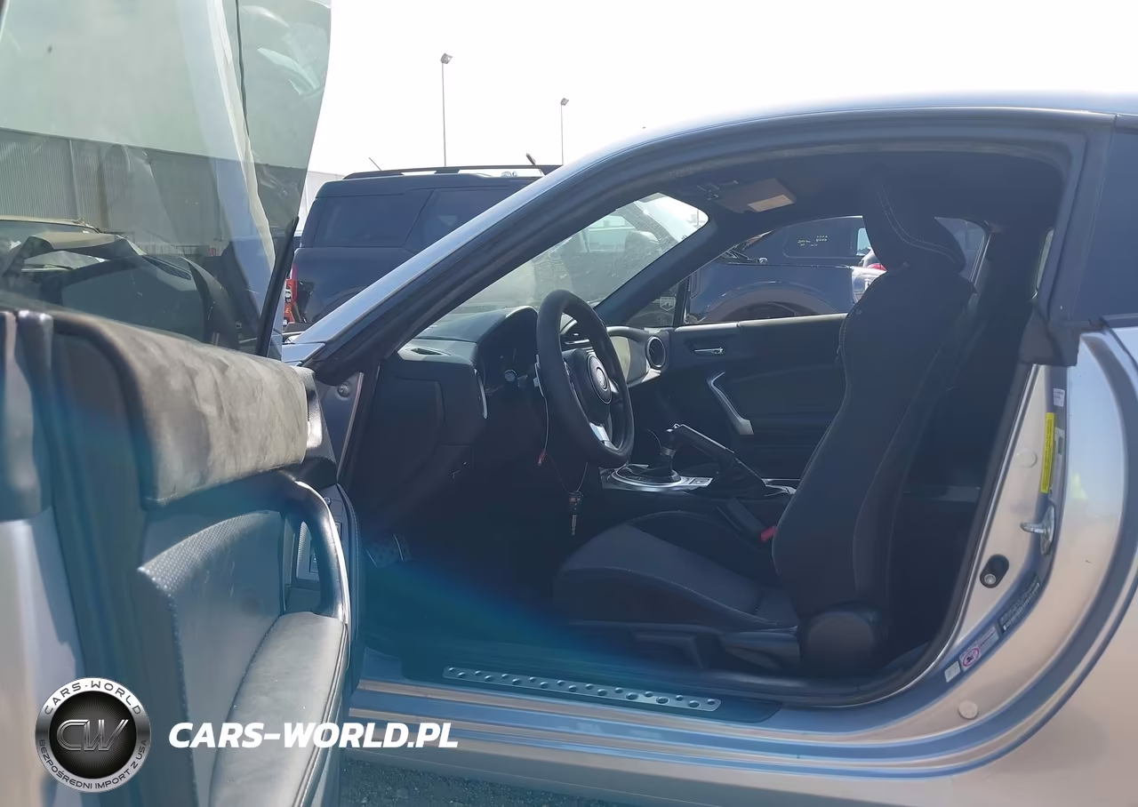 2017 Toyota 86 VIN:JF1ZNAA13H8709336 - 5