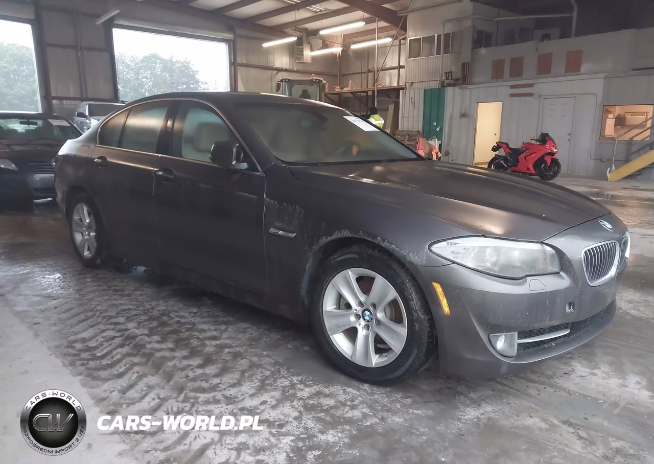 2013 BMW 528I