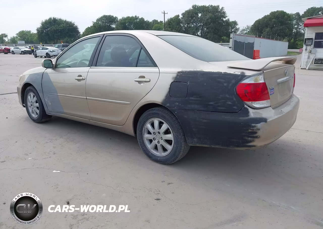 2005 Toyota Camry Xle VIN:4T1BE32K55U954491 - 3