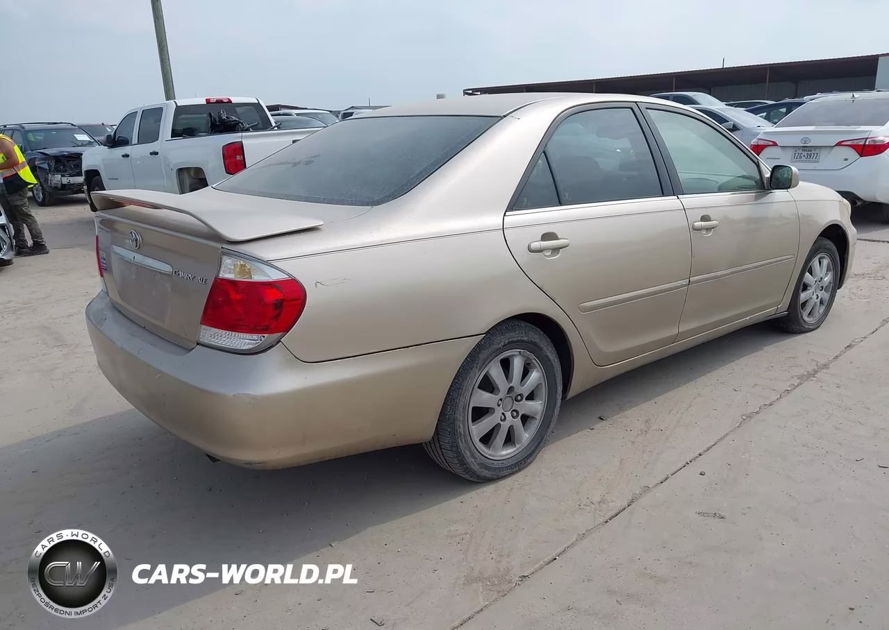 2005 Toyota Camry Xle VIN:4T1BE32K55U954491 - 4