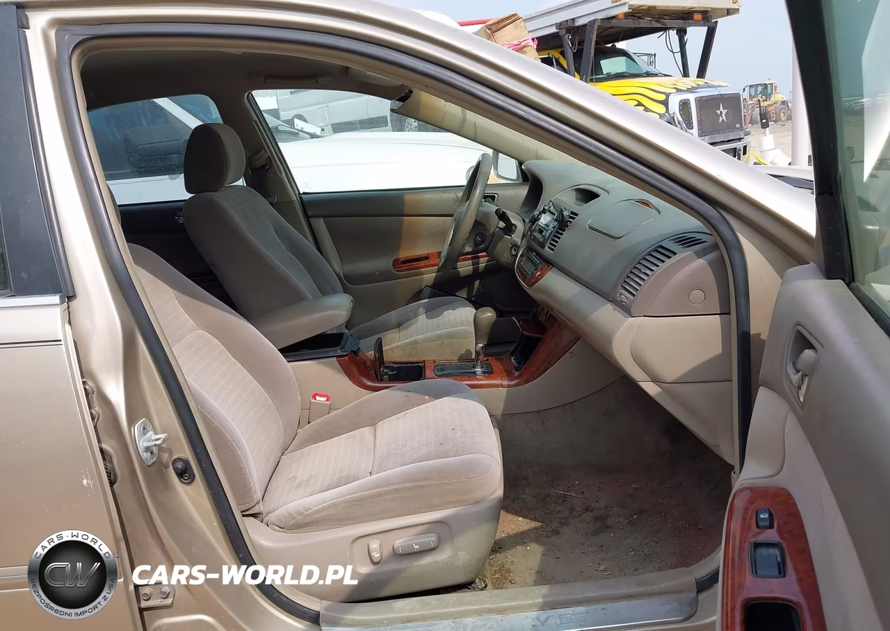 2005 Toyota Camry Xle VIN:4T1BE32K55U954491 - 5