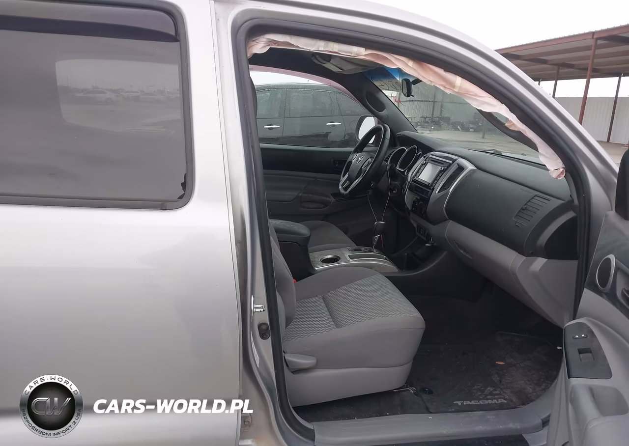 2015 Toyota Tacoma Base V6 VIN:3TMMU4FN3FM082134 - 5