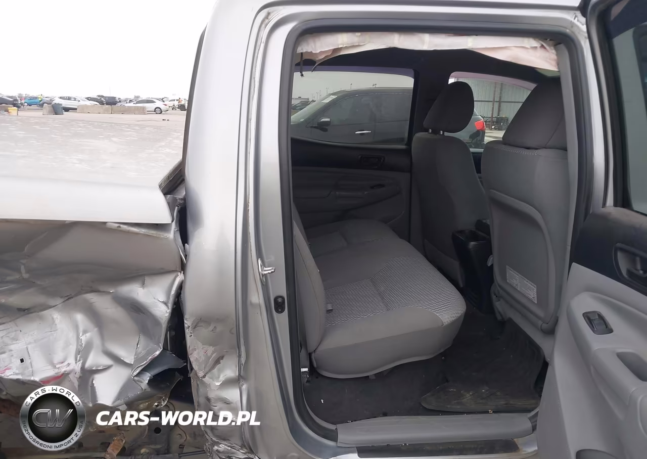 2015 Toyota Tacoma Base V6 VIN:3TMMU4FN3FM082134 - 8