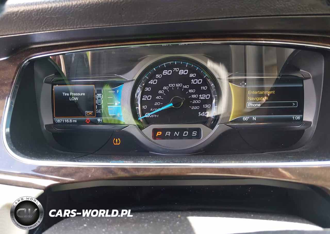 2018 Ford Taurus Limited VIN:1FAHP2F89JG134768 - 7