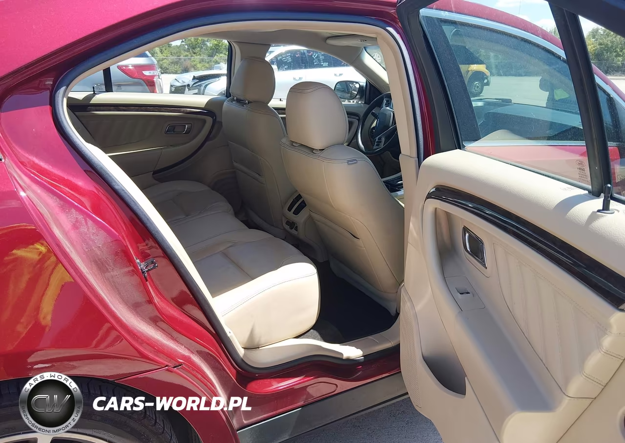 2018 Ford Taurus Limited VIN:1FAHP2F89JG134768 - 8