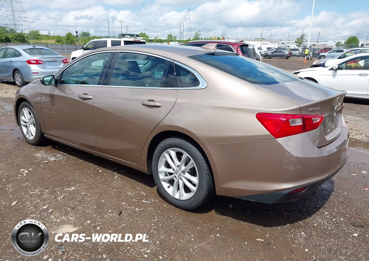 2018 Chevrolet Malibu Lt VIN:1G1ZD5ST9JF117311 - 3