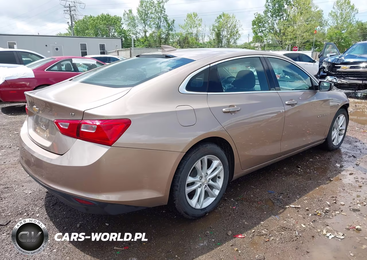 2018 Chevrolet Malibu Lt VIN:1G1ZD5ST9JF117311 - 4