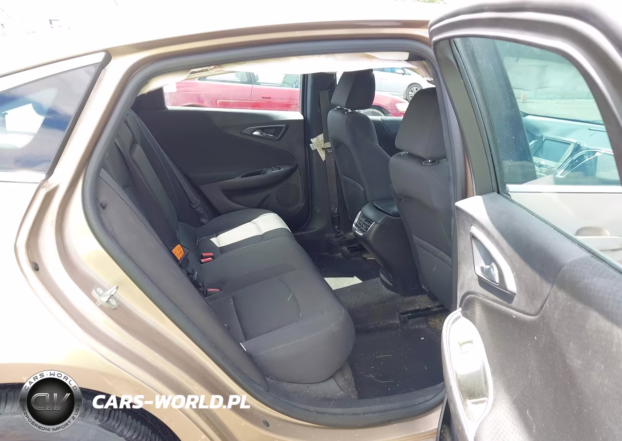 2018 Chevrolet Malibu Lt VIN:1G1ZD5ST9JF117311 - 8