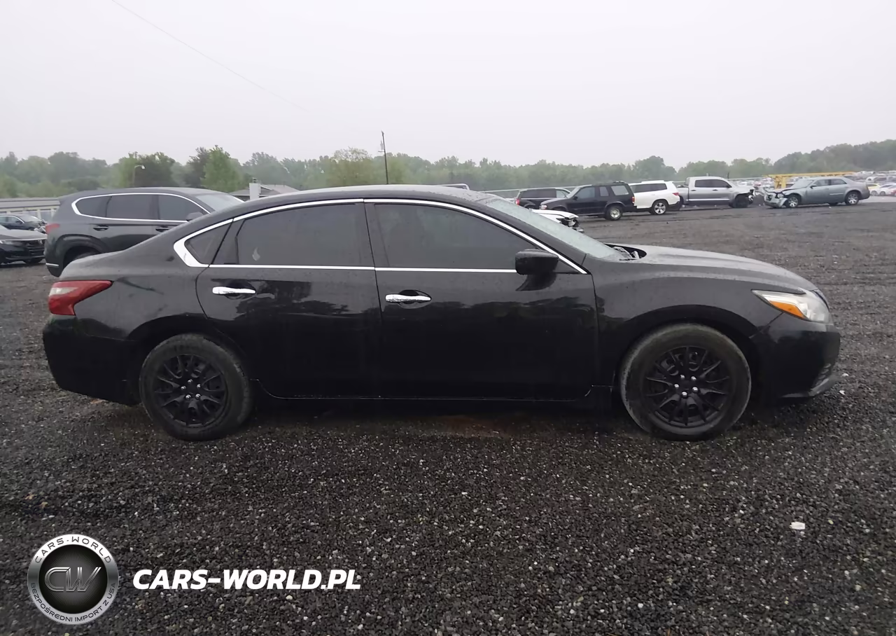 2018 Nissan Altima 2.5 S VIN:1N4AL3AP2JC297030 - 13