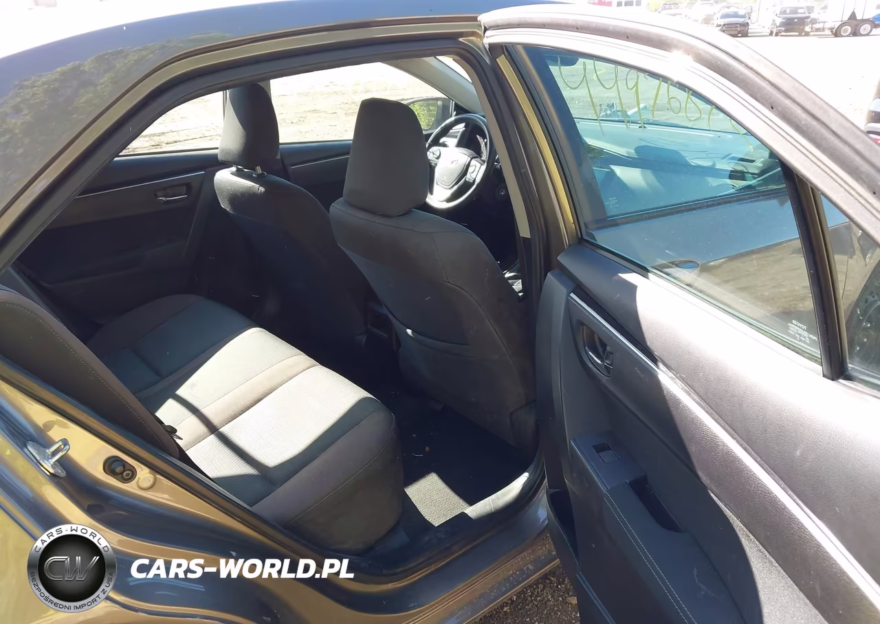 2018 Toyota Corolla Le VIN:2T1BURHE7JC973627 - 8