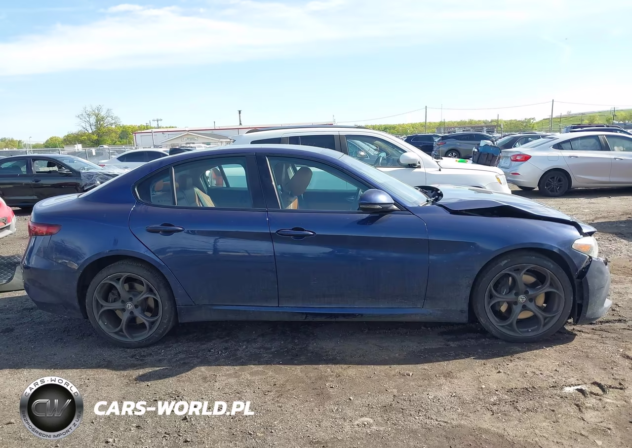 2017 Alfa Romeo Giulia Ti Awd VIN:ZARFAEEN3H7554599 - 13