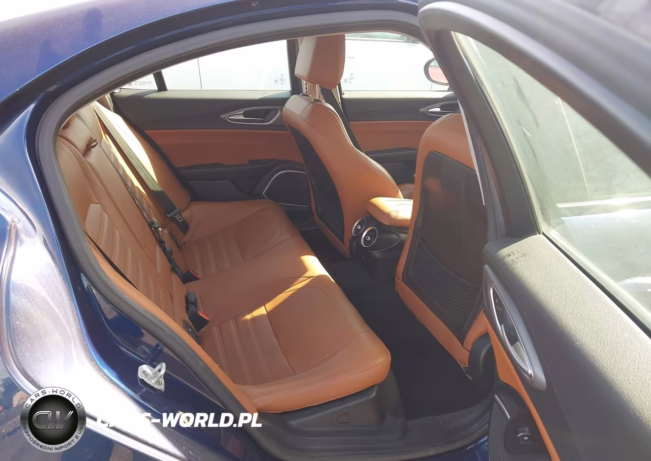 2017 Alfa Romeo Giulia Ti Awd VIN:ZARFAEEN3H7554599 - 8