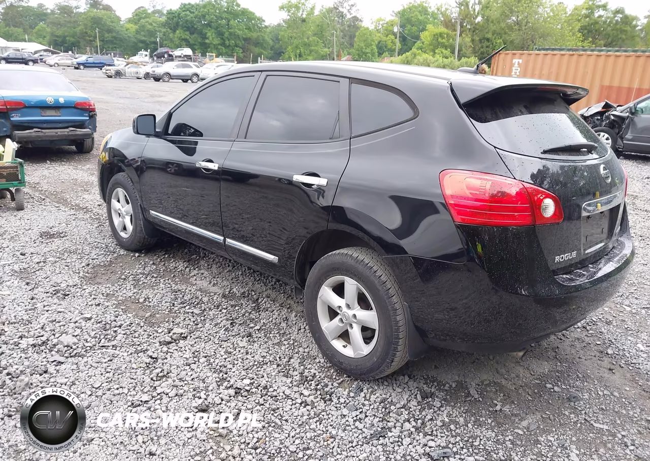 2013 Nissan Rogue S VIN:JN8AS5MT1DW544644 - 3