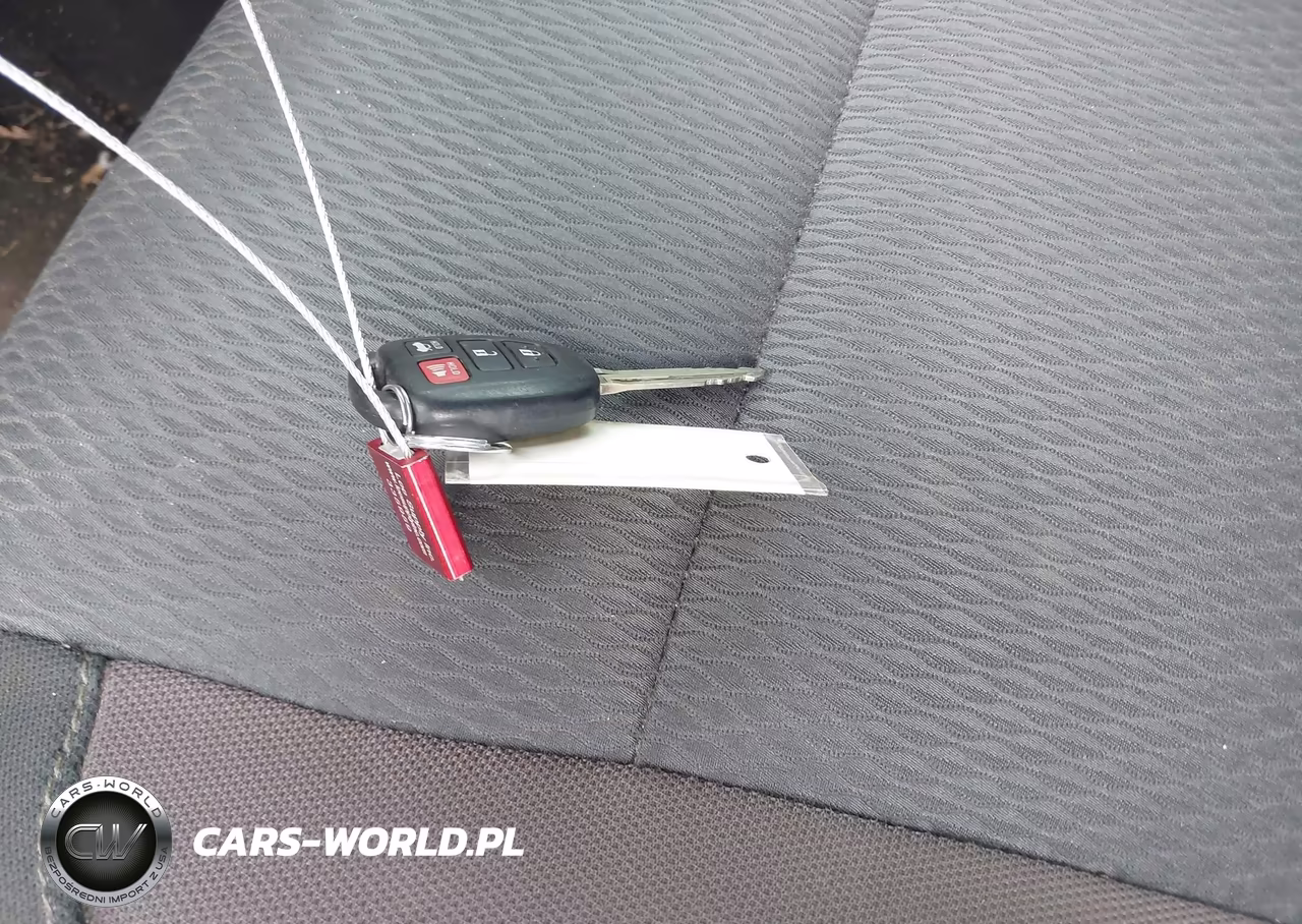 2019 Toyota Corolla Le VIN:2T1BURHE6KC193958 - 11