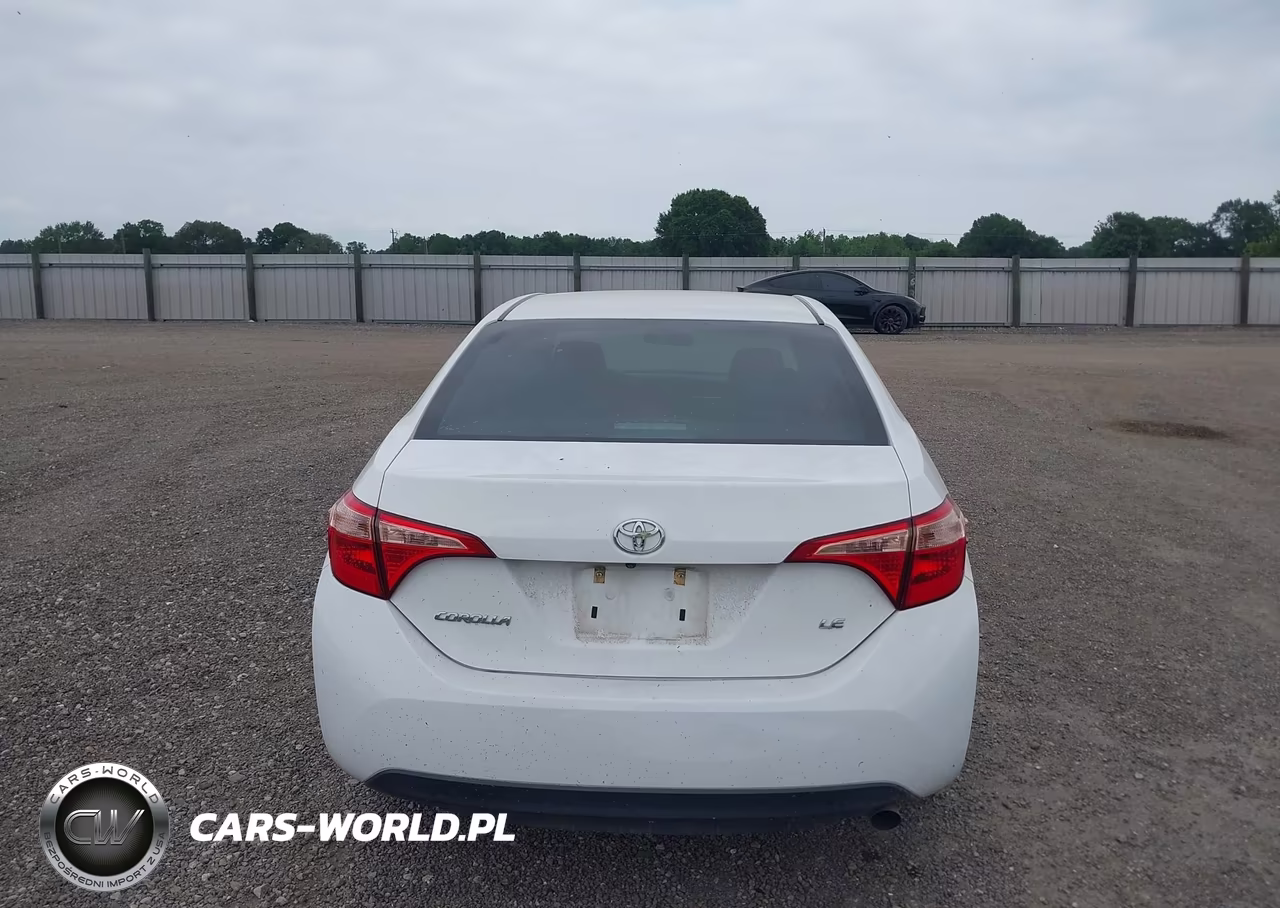 2019 Toyota Corolla Le VIN:2T1BURHE6KC193958 - 17