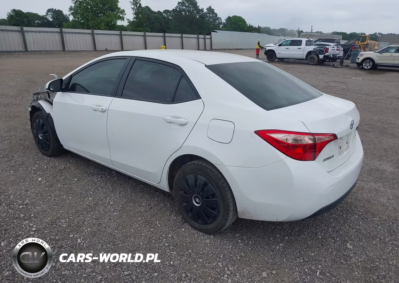 2019 Toyota Corolla Le VIN:2T1BURHE6KC193958 - 3