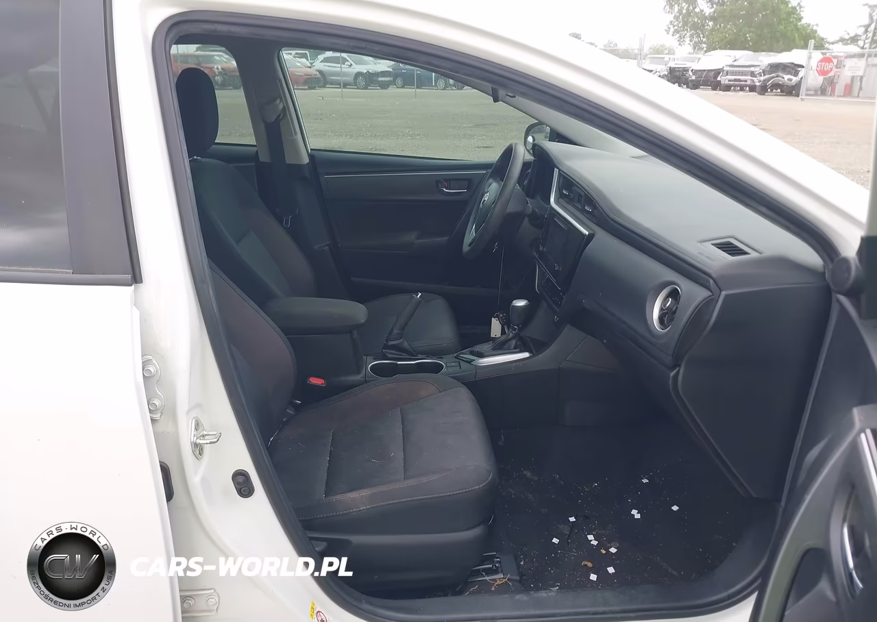 2019 Toyota Corolla Le VIN:2T1BURHE6KC193958 - 5