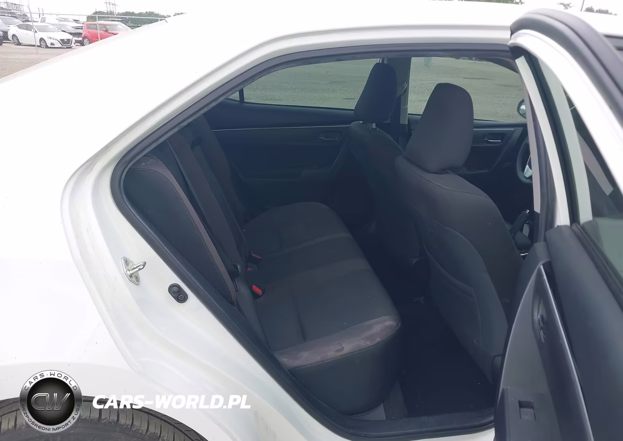 2019 Toyota Corolla Le VIN:2T1BURHE6KC193958 - 8