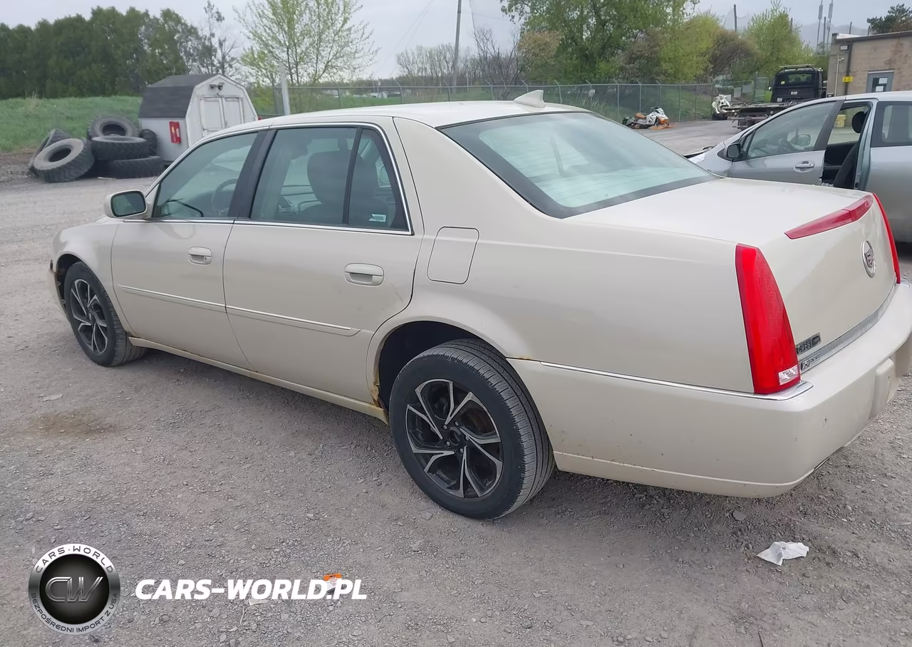 2011 Cadillac Dts Premium Collection VIN:1G6KH5E65BU145061 - 3