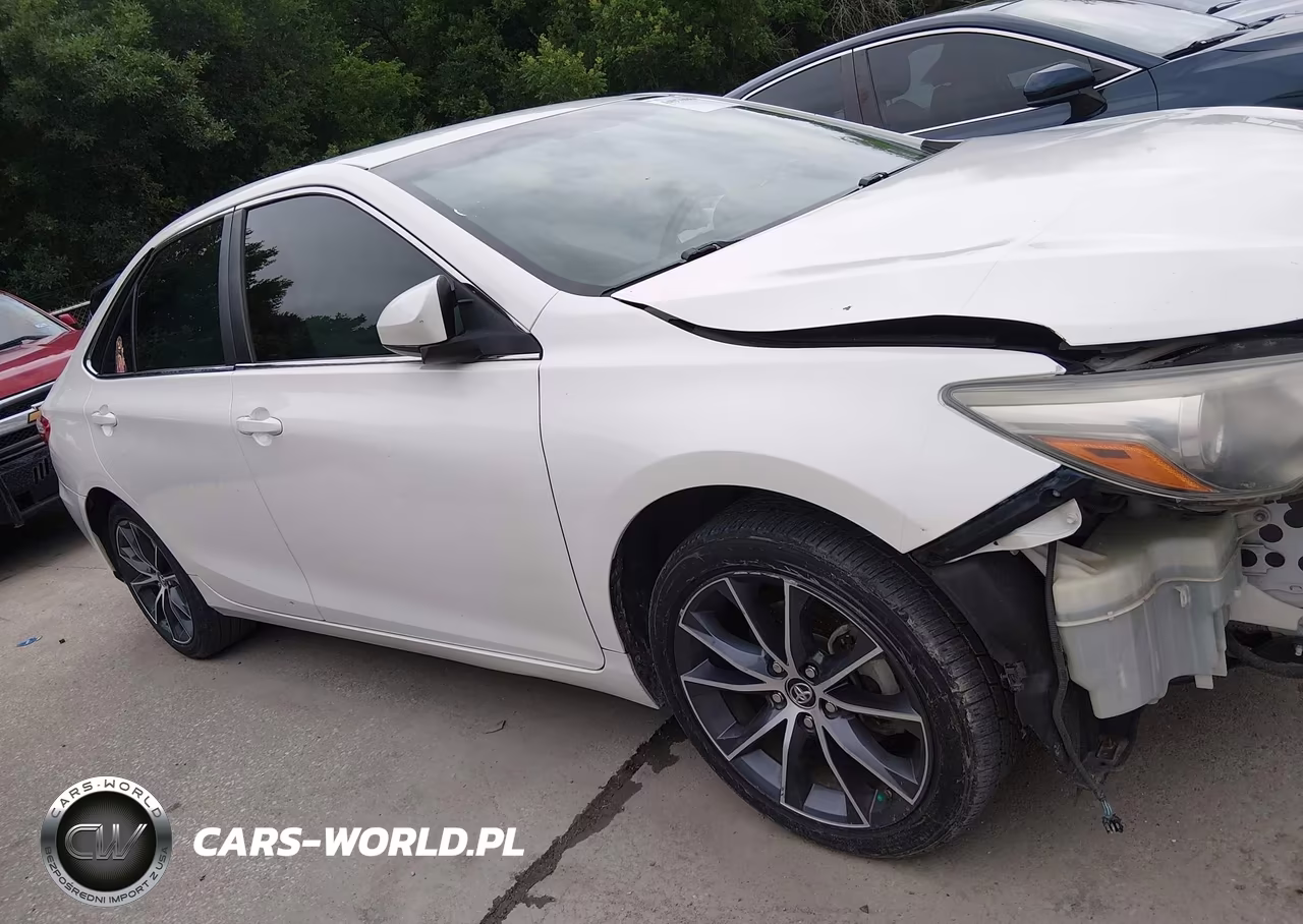 2015 Toyota Camry Xse VIN:4T1BF1FK6FU023270 - 14