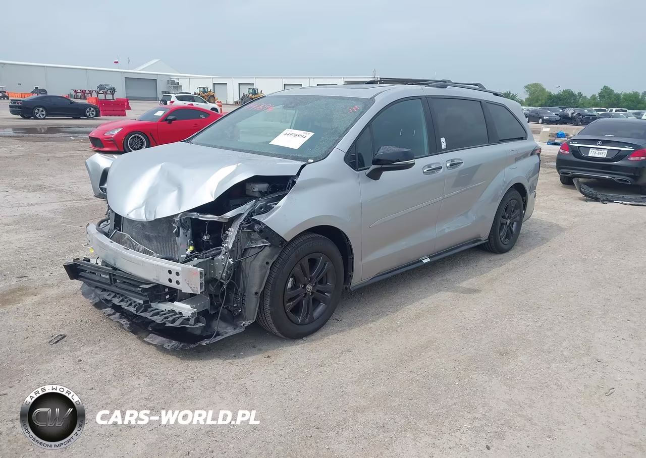 2025 Toyota Sienna Xse VIN:5TDCSKFC9SS165081 - 2