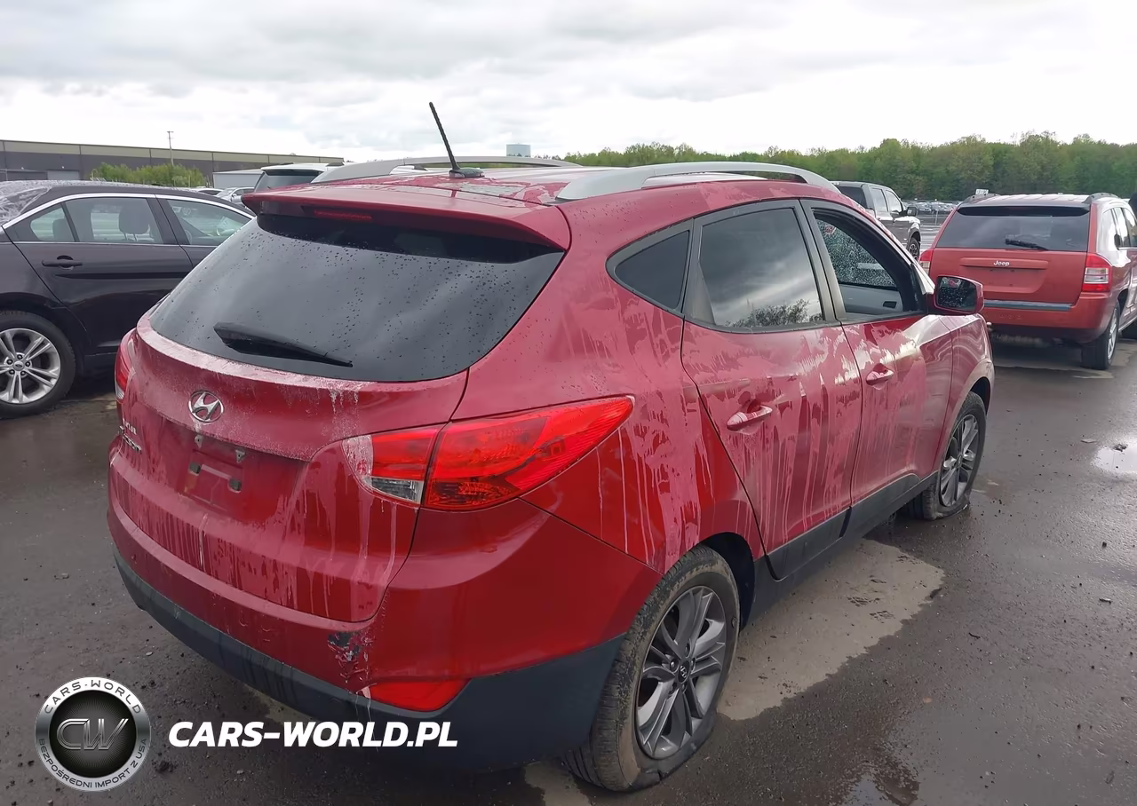2015 Hyundai Tucson Se VIN:KM8JU3AG9FU011534 - 4