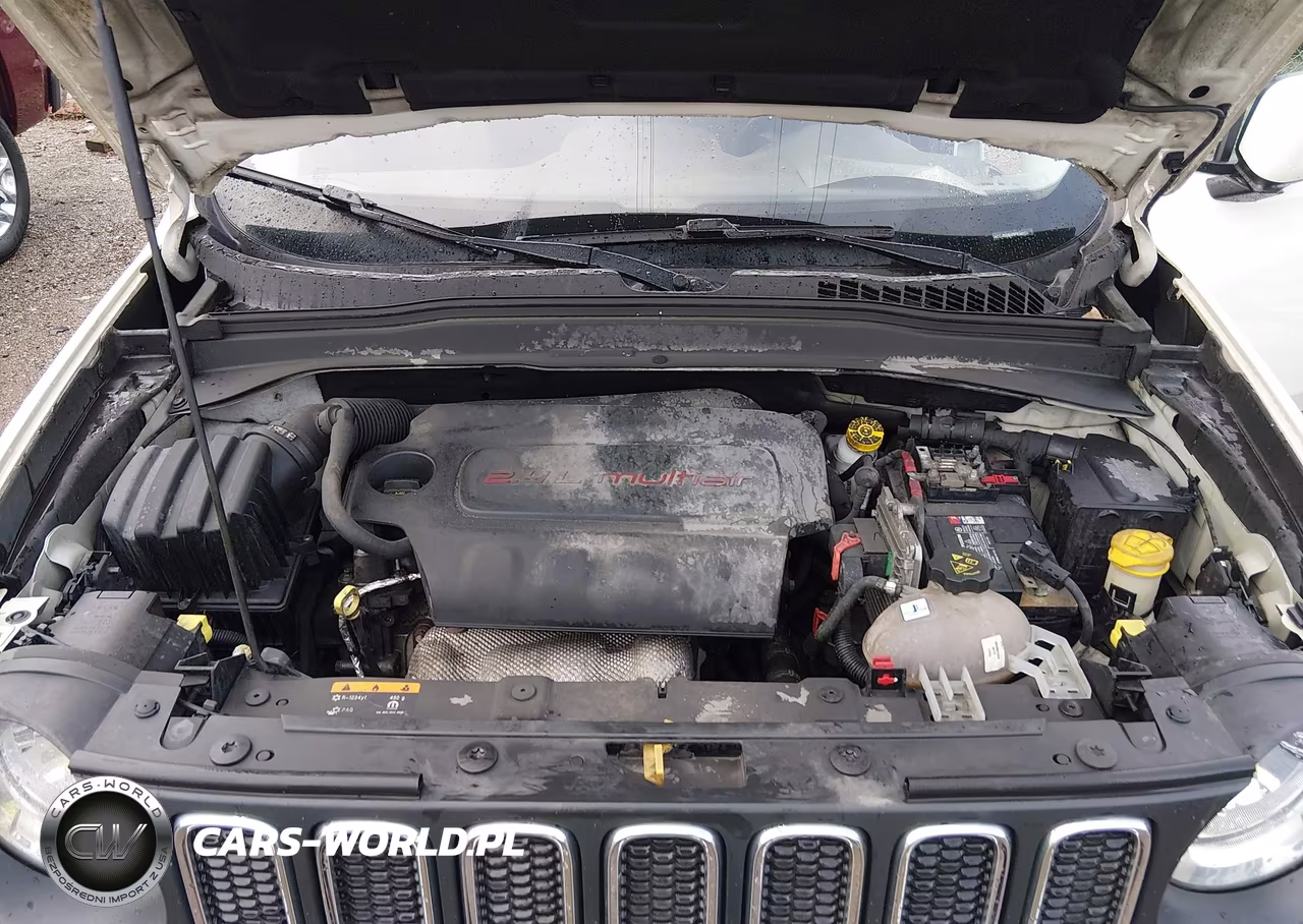 2017 Jeep Renegade Latitude 4X4 VIN:ZACCJBBB4HPE50020 - 10